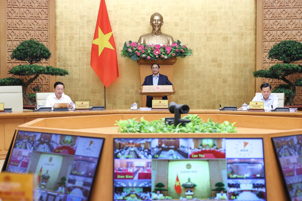 Thủ tướng Phạm Minh Chính cho biết sau Hội nghị Chính phủ với các địa phương, Chính phủ sẽ ban hành 2 nghị quyết, trong đó có nghị quyết chuyên đề tháo gỡ khó khăn cho sản xuất kinh doanh